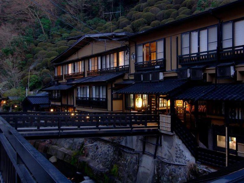 Kurokawa Onsen Yama No Yado Shinmeikan Hotell Minamioguni Eksteriør bilde