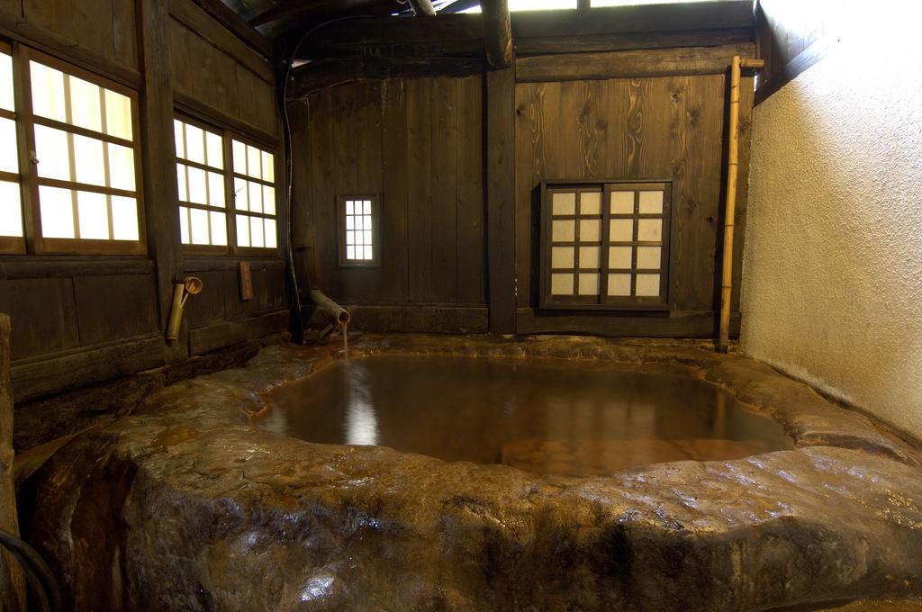 Kurokawa Onsen Yama No Yado Shinmeikan Hotell Minamioguni Eksteriør bilde